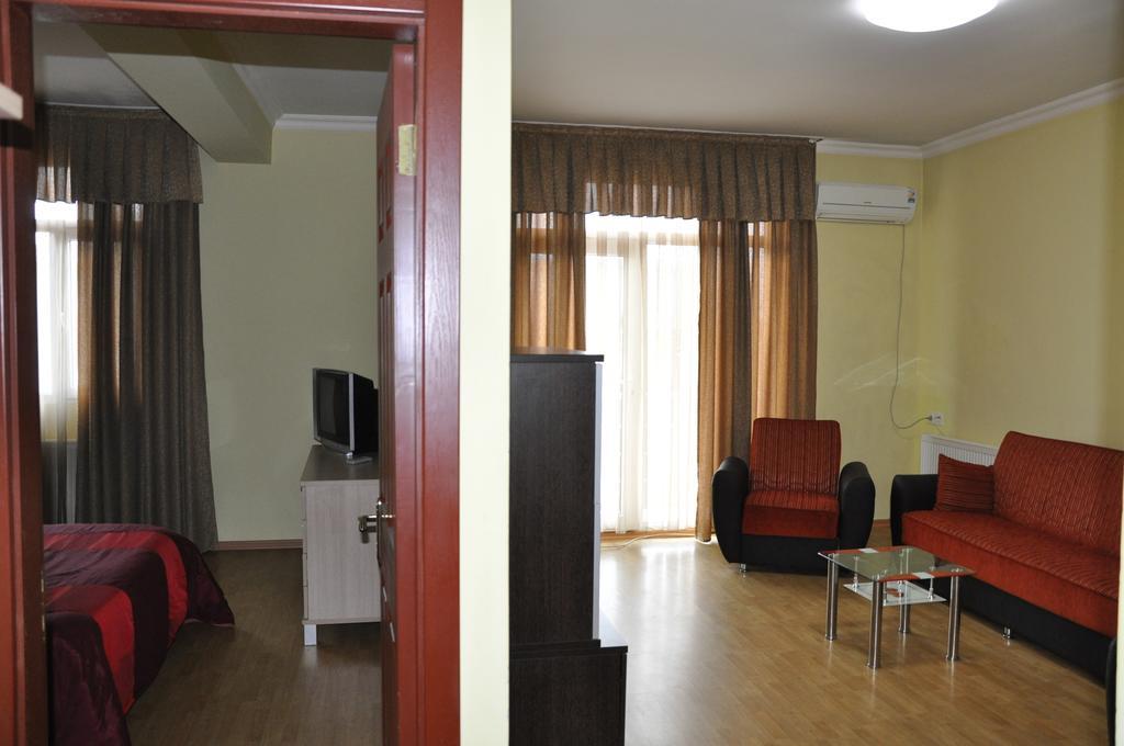Prestige Hotel Batumi Habitación foto